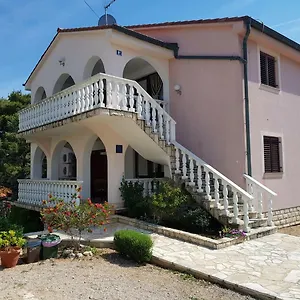  Apartman Ruzmarin